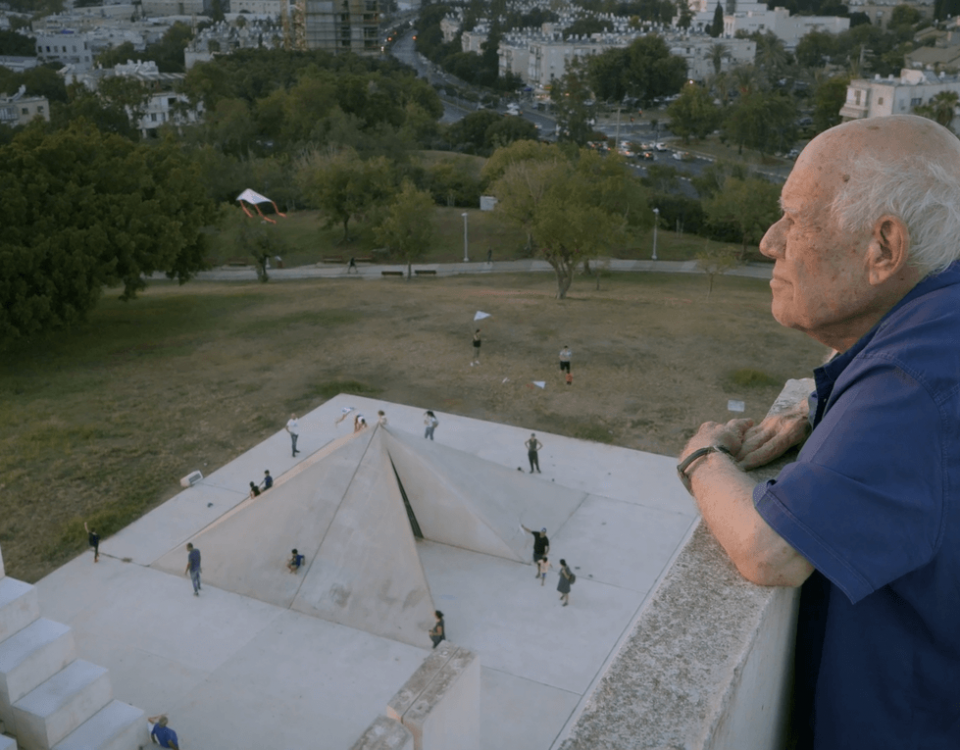 dani karavan
