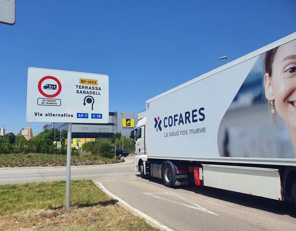 senyal prohibició camions avinguda EStatut