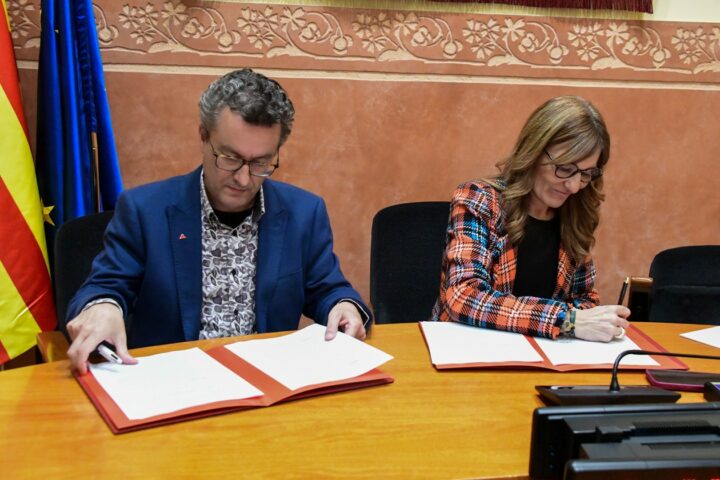 PSC i ECP signen un nou acord de govern per 'donar continuïtat a la ...